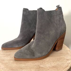 Marc Fisher Suede Teona Chelsea Pull On Western Style‎ Boot Gray Size 8 NWOB
